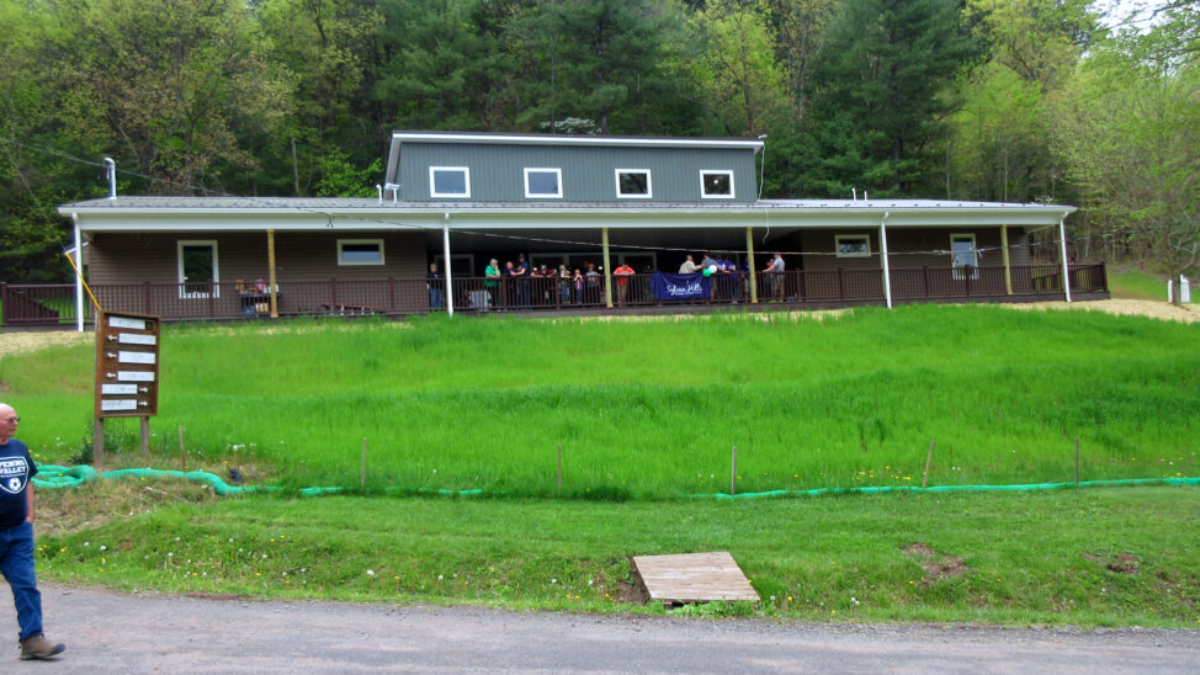 Sylvan-Hills-Childrens-Lodge-balcony-5-7-2023-1100x548